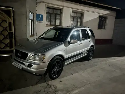 Mercedes-Benz ML 320 2001 года за 4 200 000 тг. в Сарыагаш – фото 7