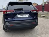 Toyota RAV4 2021 годаүшін16 900 000 тг. в Экибастуз – фото 5