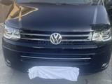 Volkswagen Multivan 2013 года за 19 000 000 тг. в Астана