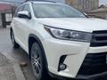 Toyota Highlander 2017 года за 17 000 000 тг. в Шымкент – фото 10