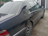 Mercedes-Benz S 300 1997 годаүшін2 300 000 тг. в Караганда – фото 4