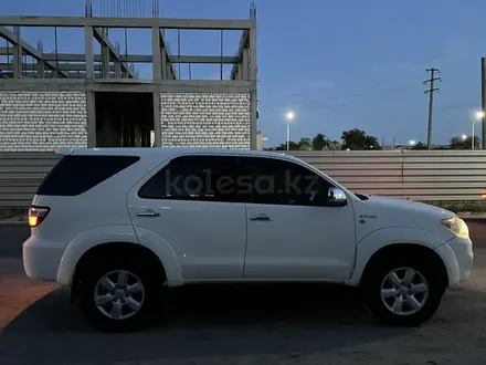 Toyota Fortuner 2008 года за 9 000 000 тг. в Жанаозен – фото 4