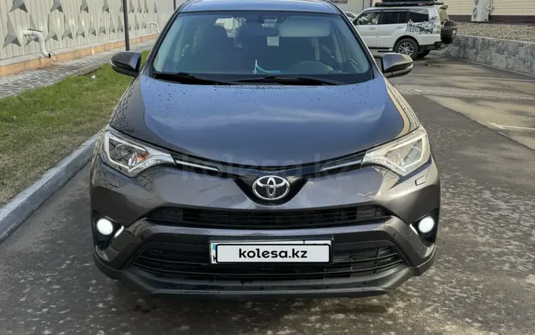 Toyota RAV4 2016 года за 11 500 000 тг. в Павлодар