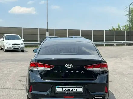 Hyundai Sonata 2019 года за 9 500 000 тг. в Алматы – фото 5