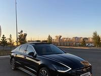 Hyundai Sonata 2020 года за 13 300 000 тг. в Астана