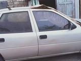 Opel Vectra 1992 года за 300 000 тг. в Семей – фото 2