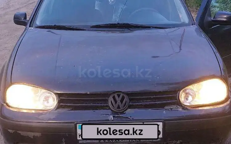 Volkswagen Golf 2000 года за 1 300 000 тг. в Усть-Каменогорск