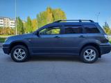 Mitsubishi Outlander 2003 годаүшін4 000 000 тг. в Астана – фото 4