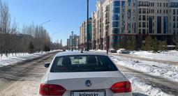 Volkswagen Jetta 2014 годаүшін6 500 000 тг. в Астана – фото 2
