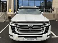 Toyota Land Cruiser 2022 года за 60 500 000 тг. в Астана