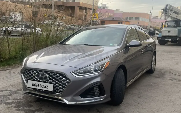 Hyundai Sonata 2018 года за 10 500 000 тг. в Астана