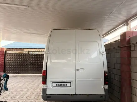 Mercedes-Benz Sprinter 2004 года за 6 750 000 тг. в Алматы – фото 5