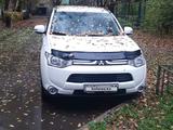 Mitsubishi Outlander 2013 года за 8 000 000 тг. в Алматы – фото 2