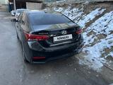 Hyundai Solaris 2019 года за 6 300 000 тг. в Шымкент – фото 4