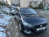 Hyundai Solaris 2019 года за 6 300 000 тг. в Шымкент – фото 5
