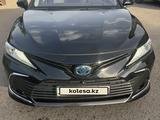 Toyota Camry 2021 годаүшін17 000 000 тг. в Караганда – фото 2