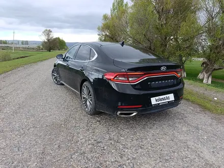 Hyundai Grandeur 2017 года за 10 500 000 тг. в Алматы – фото 2
