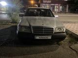 Mercedes-Benz C 200 1994 года за 1 600 000 тг. в Тараз – фото 3