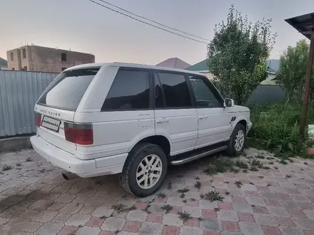 Land Rover Range Rover 1997 года за 3 000 000 тг. в Алматы – фото 18