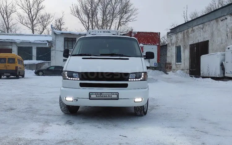 Volkswagen Multivan 1999 годаfor5 900 000 тг. в Караганда