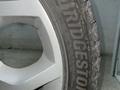 Комплект колес в сборе с зимней резиной Bridgestone для BMW X5 за 720 000 тг. в Актау – фото 2