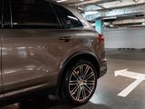 Porsche Cayenne 2015 года за 23 000 000 тг. в Алматы – фото 4