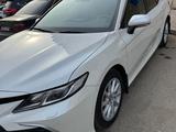 Toyota Camry 2021 годаүшін14 700 000 тг. в Астана – фото 2
