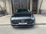 Hyundai Sonata 2021 годаfor10 600 000 тг. в Шымкент