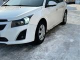 Chevrolet Cruze 2014 года за 4 000 000 тг. в Караганда – фото 2