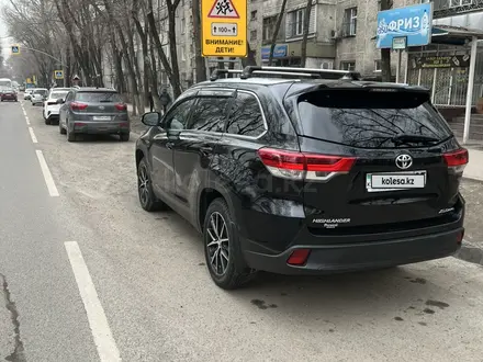Toyota Highlander 2019 года за 19 000 000 тг. в Алматы – фото 5