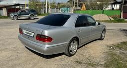 Mercedes-Benz E 320 2001 годаүшін5 000 000 тг. в Талгар – фото 2