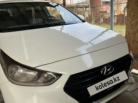 Hyundai Accent 2018 года за 7 000 000 тг. в Тараз – фото 4