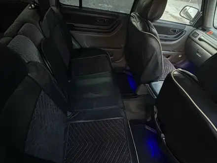 Honda CR-V 1996 года за 2 000 000 тг. в Алматы – фото 15