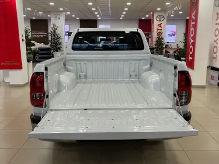 Toyota Hilux Elegance 2023 года за 25 430 000 тг. в Тараз – фото 10