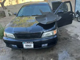 Nissan Maxima, 1996