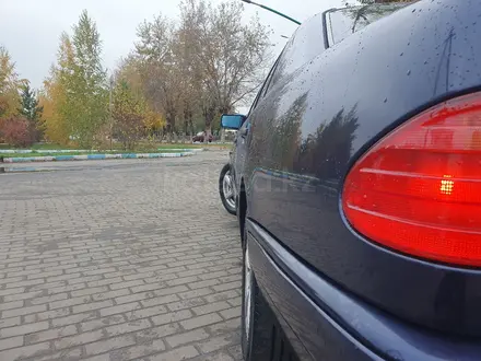 Mercedes-Benz E 230 1996 года за 3 300 000 тг. в Петропавловск – фото 16