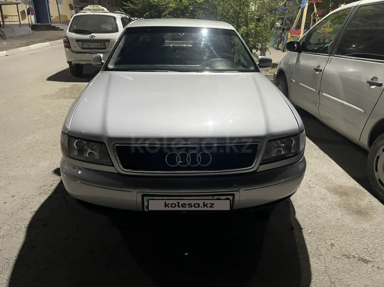 Audi A8, 1994
