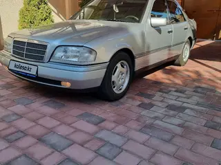 Mercedes-Benz C 280