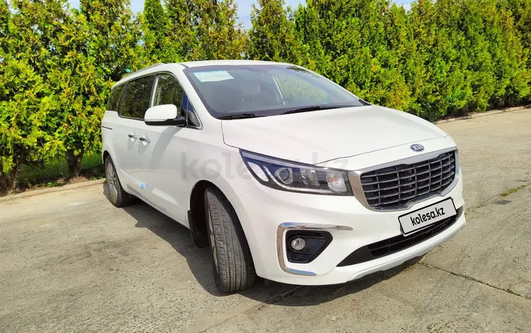 Kia Carnival 2018 года за 8 200 000 тг. в Алматы