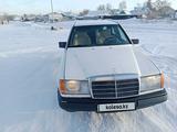 Mercedes-Benz E 230 1988 годаfor800 000 тг. в Атбасар