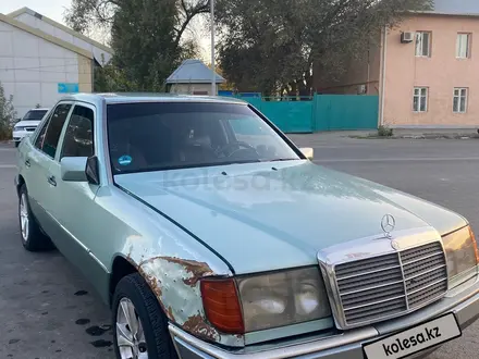 Mercedes-Benz E 200 1992 года за 1 100 000 тг. в Кызылорда – фото 4