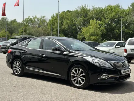 Hyundai Grandeur 2015 года за 8 450 000 тг. в Алматы