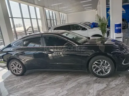 Hyundai Sonata 2022 года за 10 500 000 тг. в Шымкент – фото 4