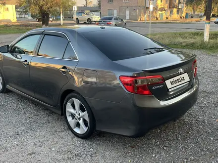 Toyota Camry 2014 года за 5 700 000 тг. в Тараз – фото 4