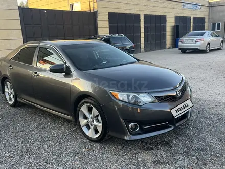 Toyota Camry 2014 года за 5 700 000 тг. в Тараз