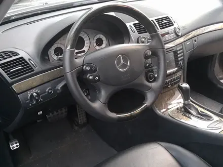 Mercedes-Benz E 280 2005 года за 11 000 000 тг. в Петропавловск – фото 18