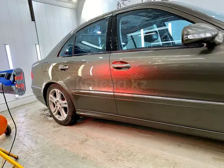 Mercedes-Benz E 280 2005 года за 11 000 000 тг. в Петропавловск – фото 32