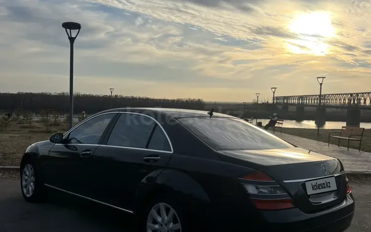 Mercedes-Benz S 500 2007 годаfor8 000 000 тг. в Павлодар