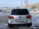 Volkswagen Touareg 2008 года за 5 800 000 тг. в Кокшетау – фото 2