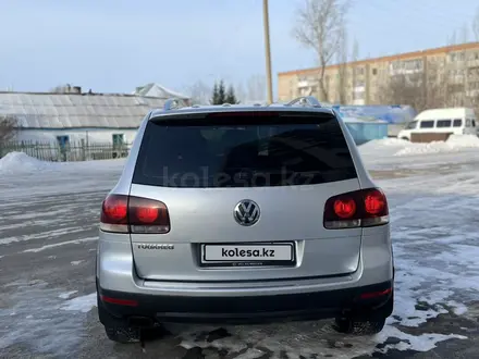 Volkswagen Touareg 2008 года за 5 350 000 тг. в Кокшетау – фото 2